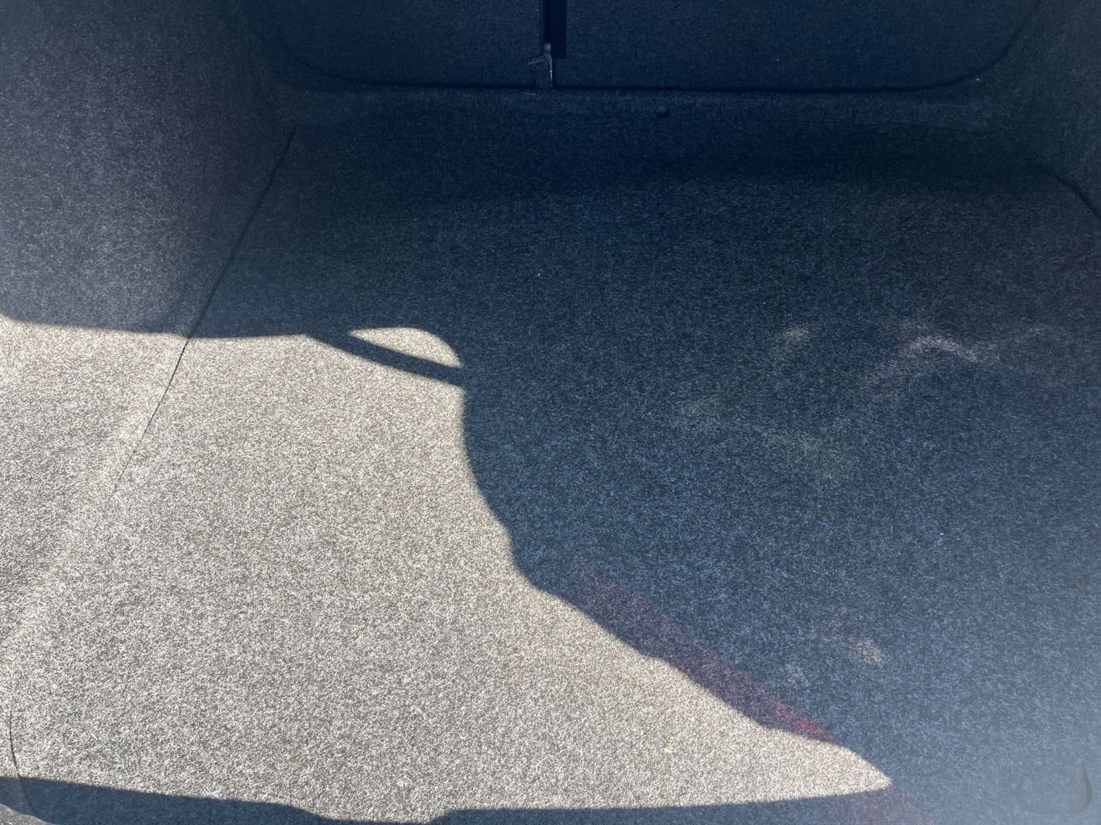 Thumbnail: 2025 Volkswagen Jetta - 32