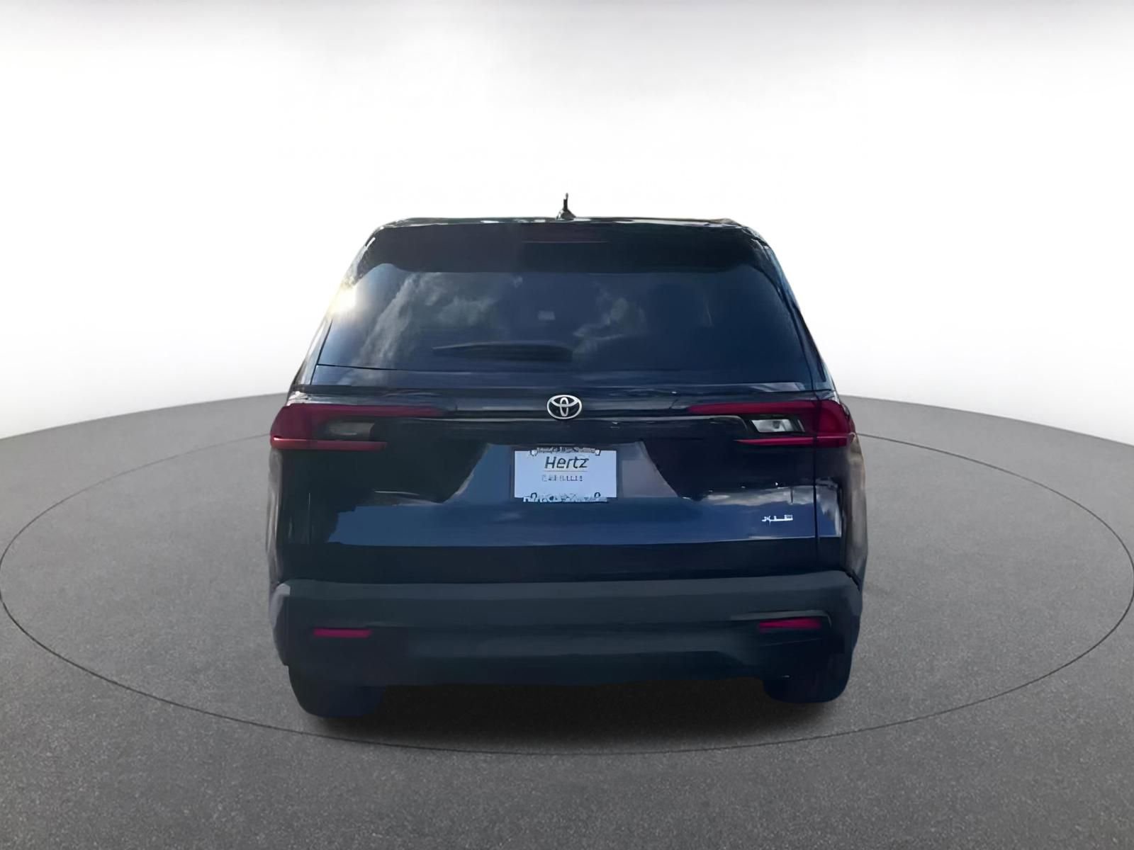 Thumbnail: 2025 Toyota Grand Highlander - 12