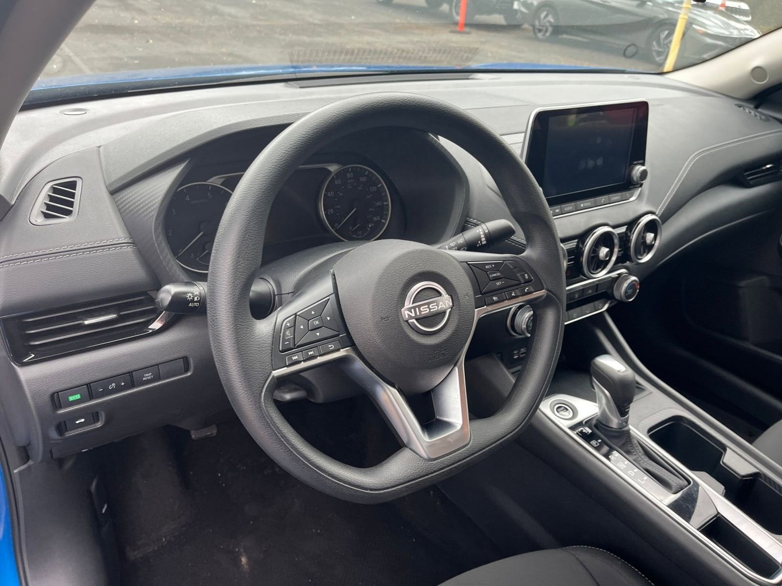 Thumbnail: 2025 Nissan Sentra - 25