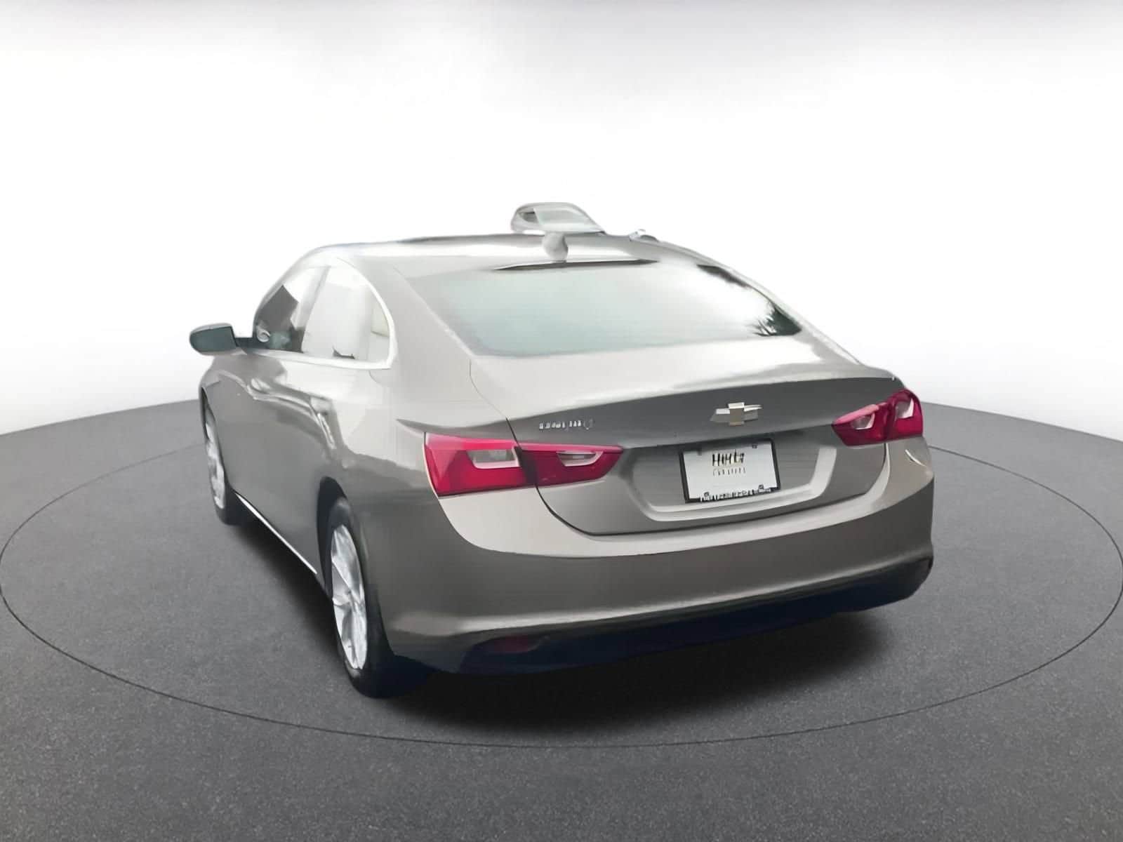 Thumbnail: 2024 Chevrolet Malibu - 9