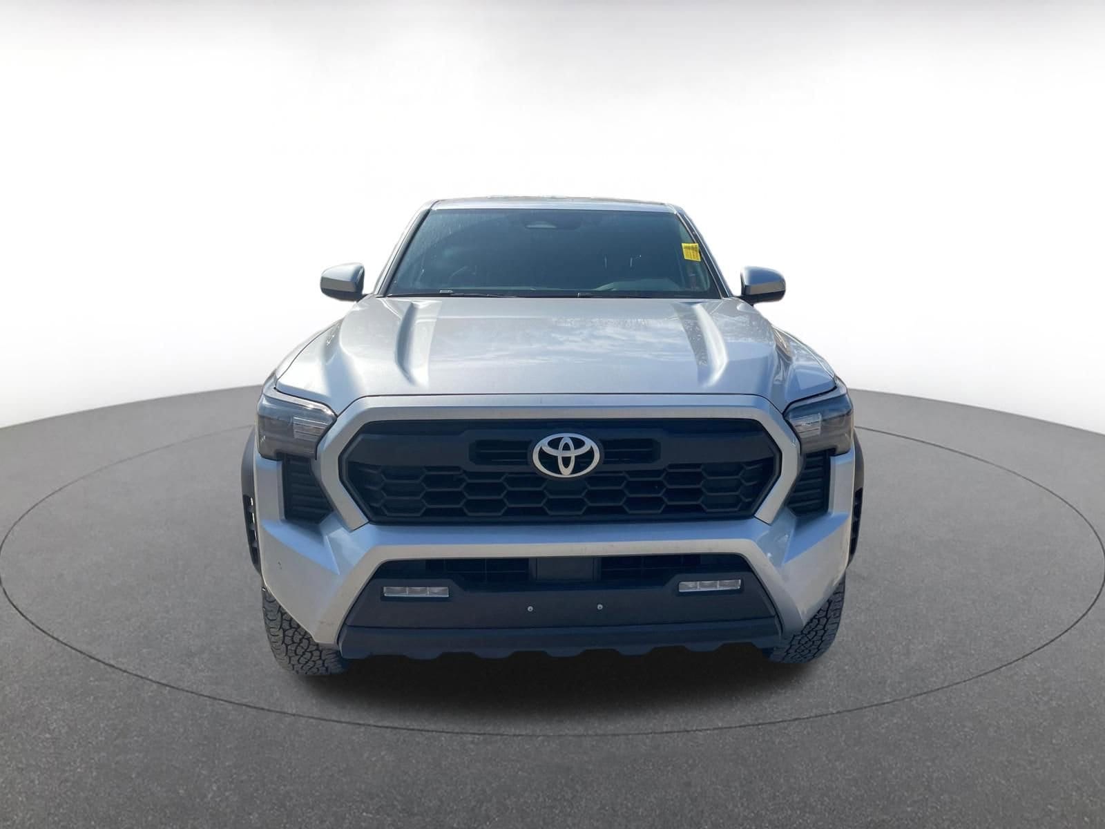 Thumbnail: 2025 Toyota Tacoma - 3