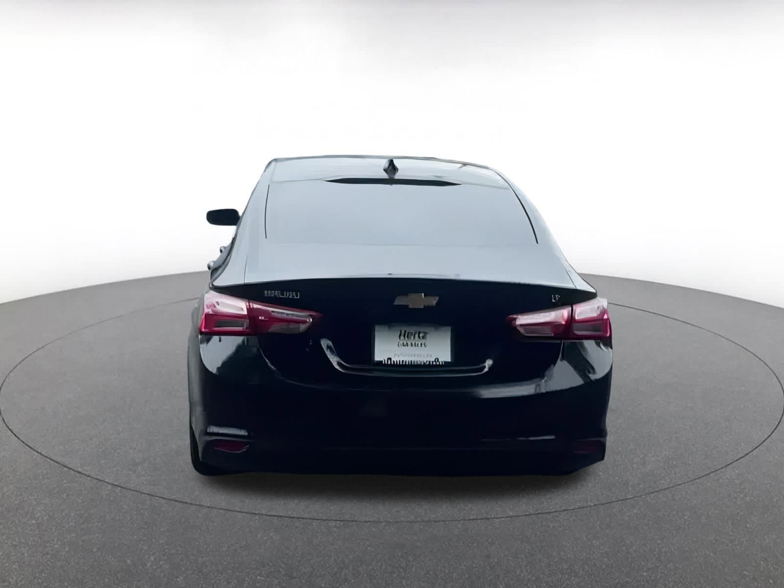 Thumbnail: 2024 Chevrolet Malibu - 12