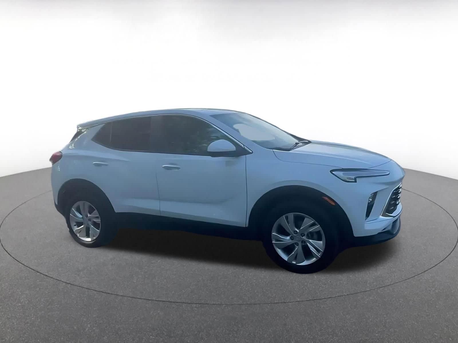 Thumbnail: 2025 Buick Encore GX - 2