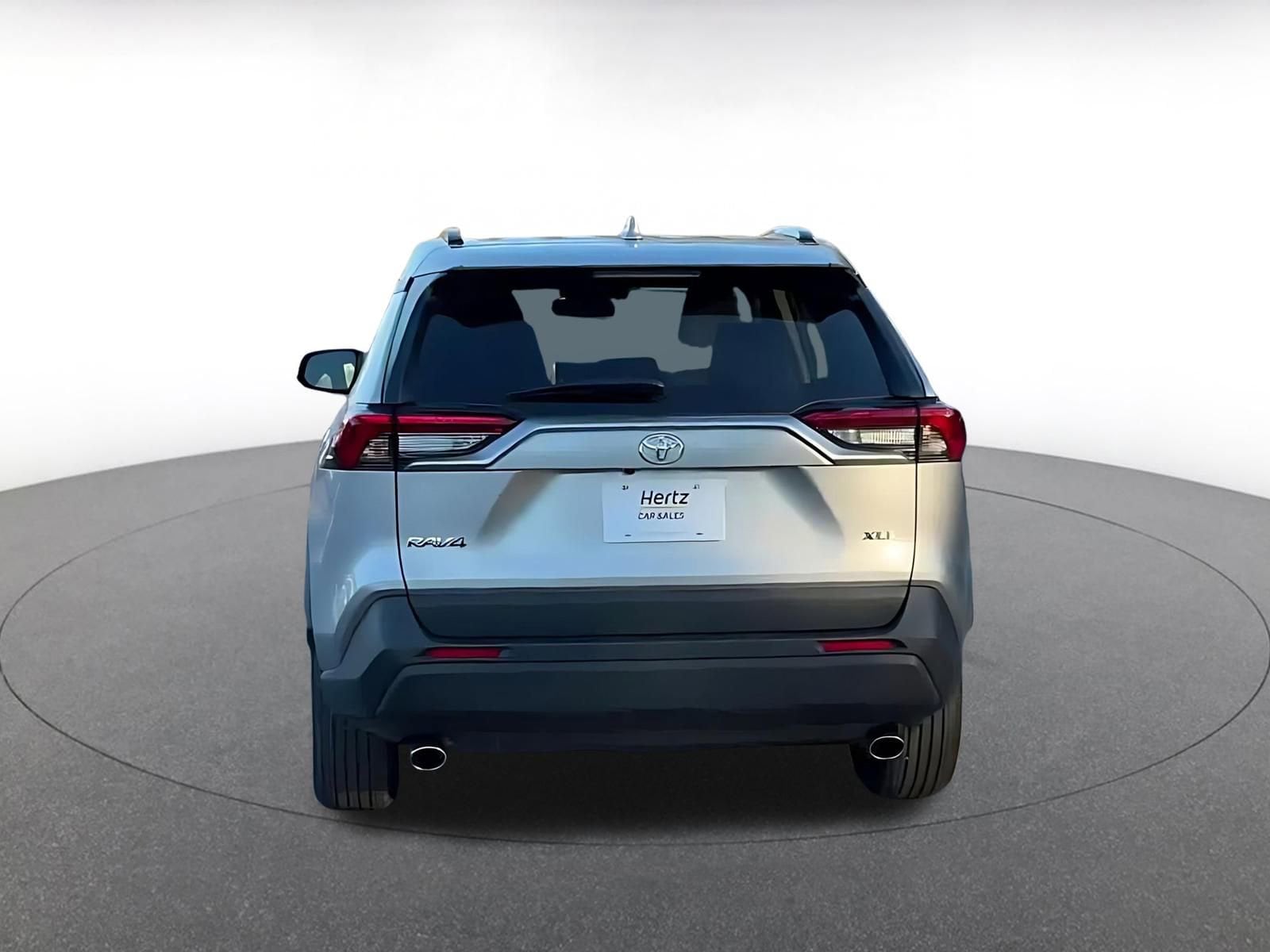 Thumbnail: 2025 Toyota RAV4 - 11