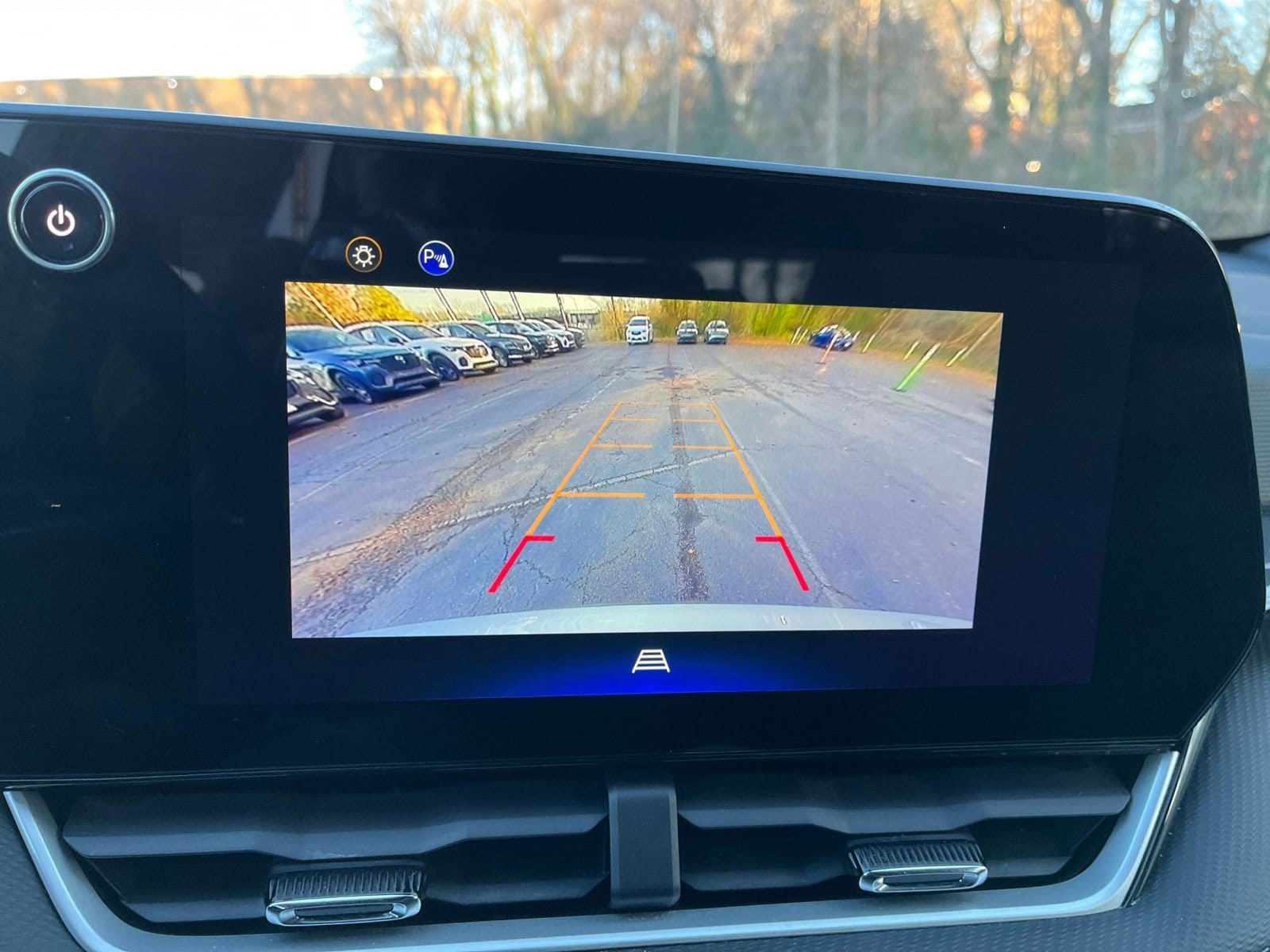 Thumbnail: 2025 Chevrolet Equinox - 23