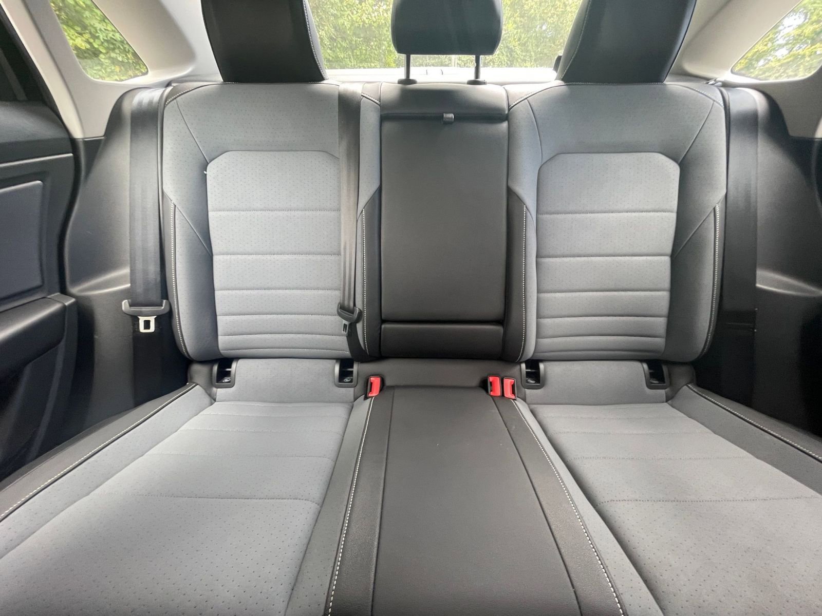 Thumbnail: 2025 Volkswagen Jetta - 34