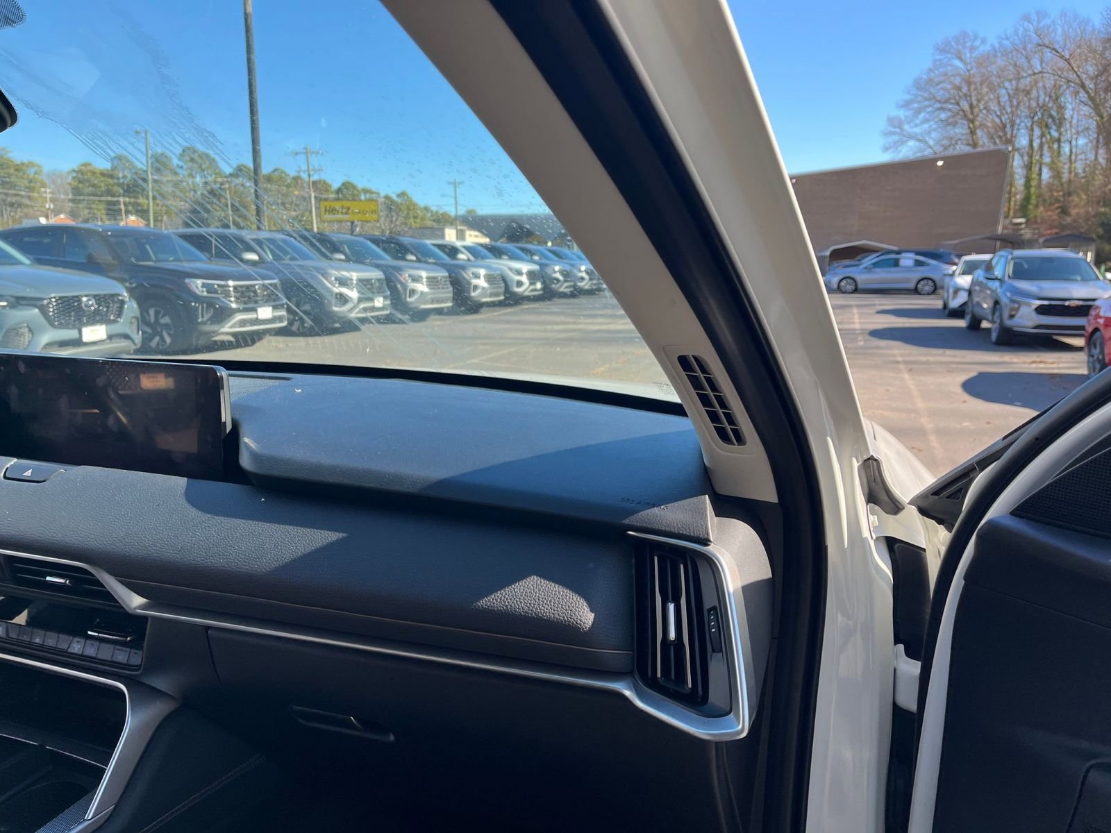 Thumbnail: 2025 Mazda CX-70 - 24