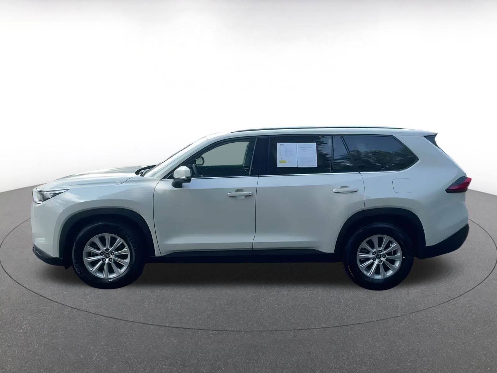 Thumbnail: 2024 Toyota Grand Highlander - 8