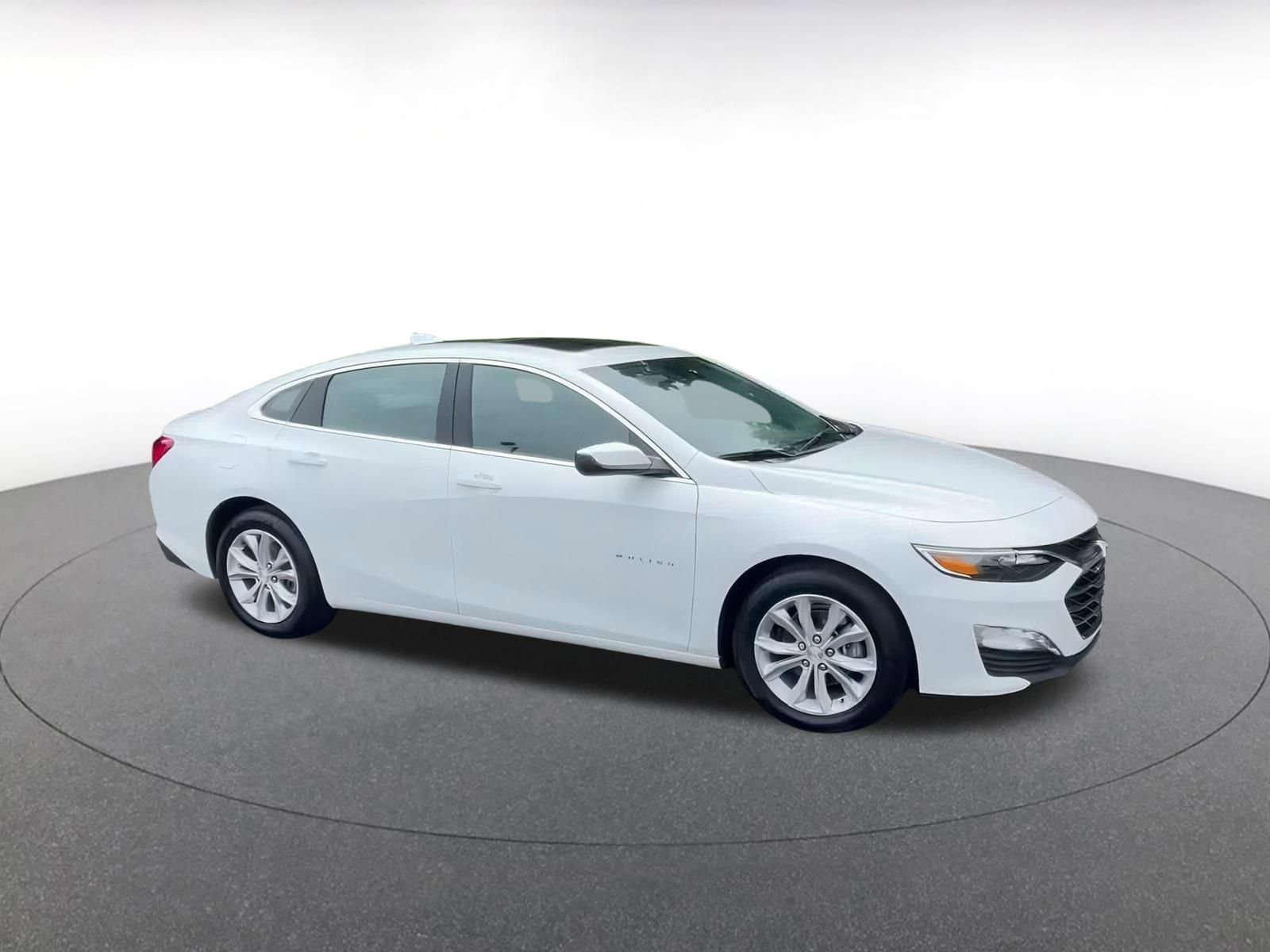 2024 Chevrolet Malibu LT 2
