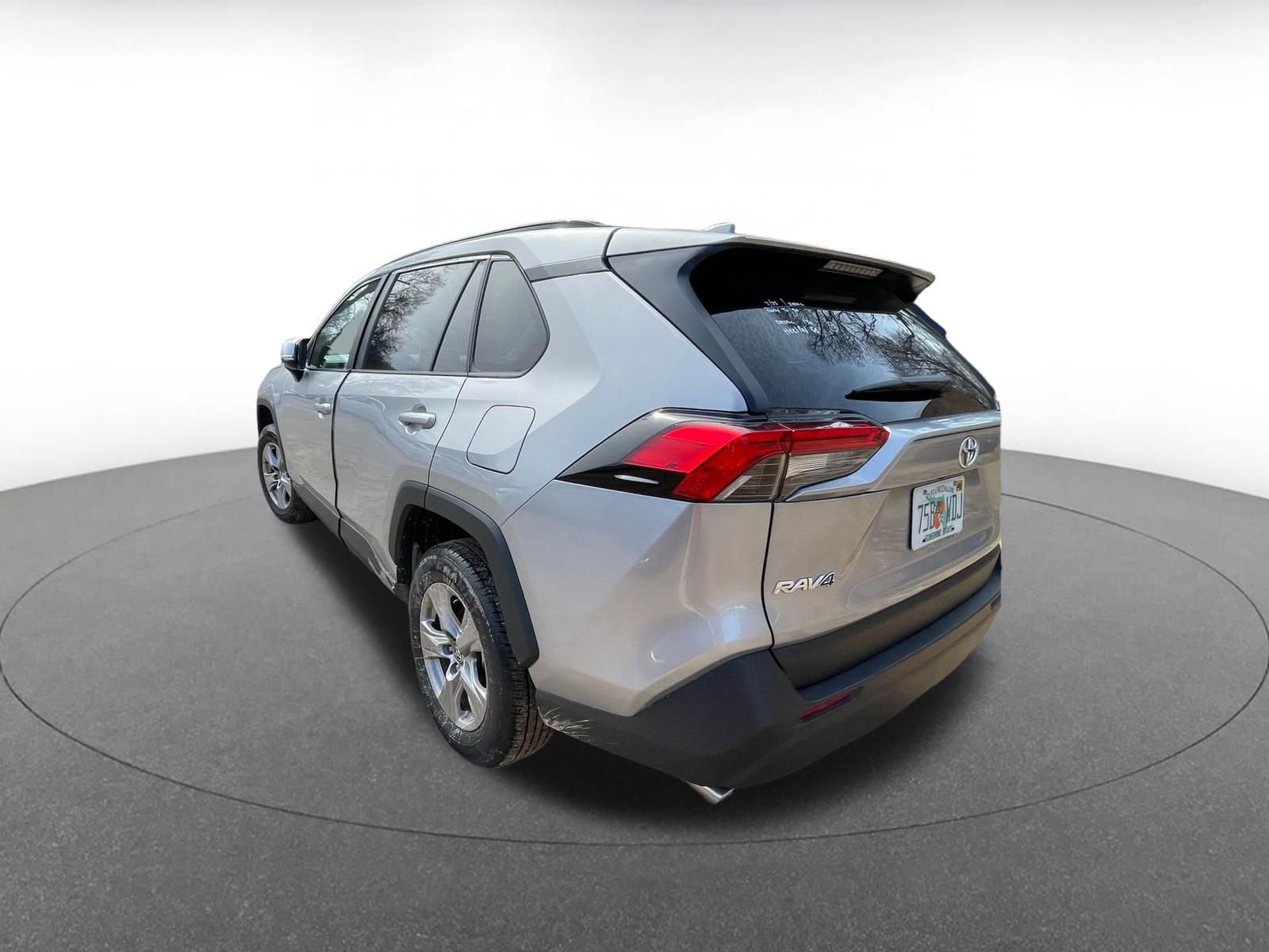 Thumbnail: 2025 Toyota RAV4 - 10