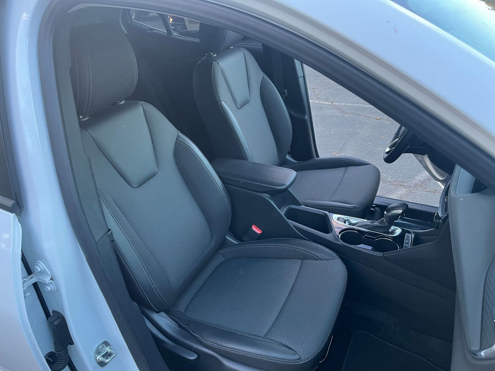 Thumbnail: 2025 Buick Encore GX - 35