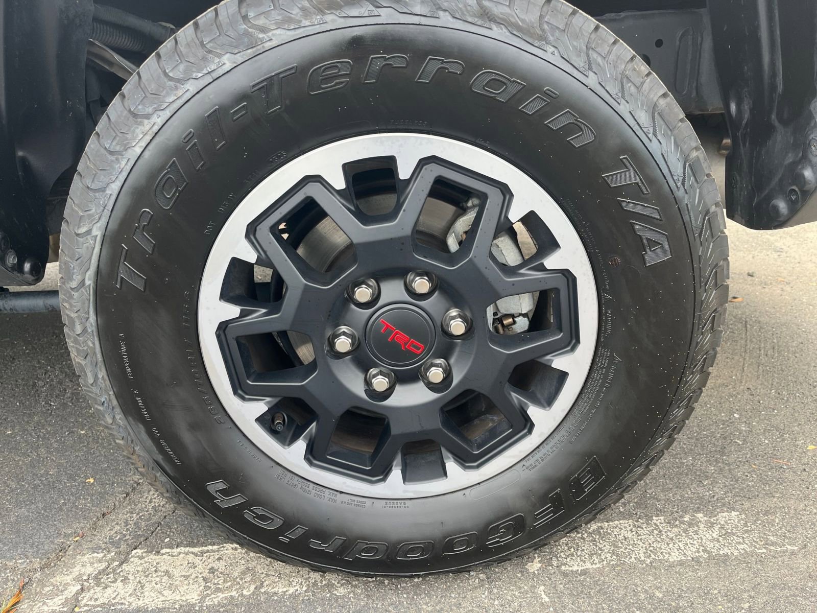 Thumbnail: 2025 Toyota Tacoma - 25