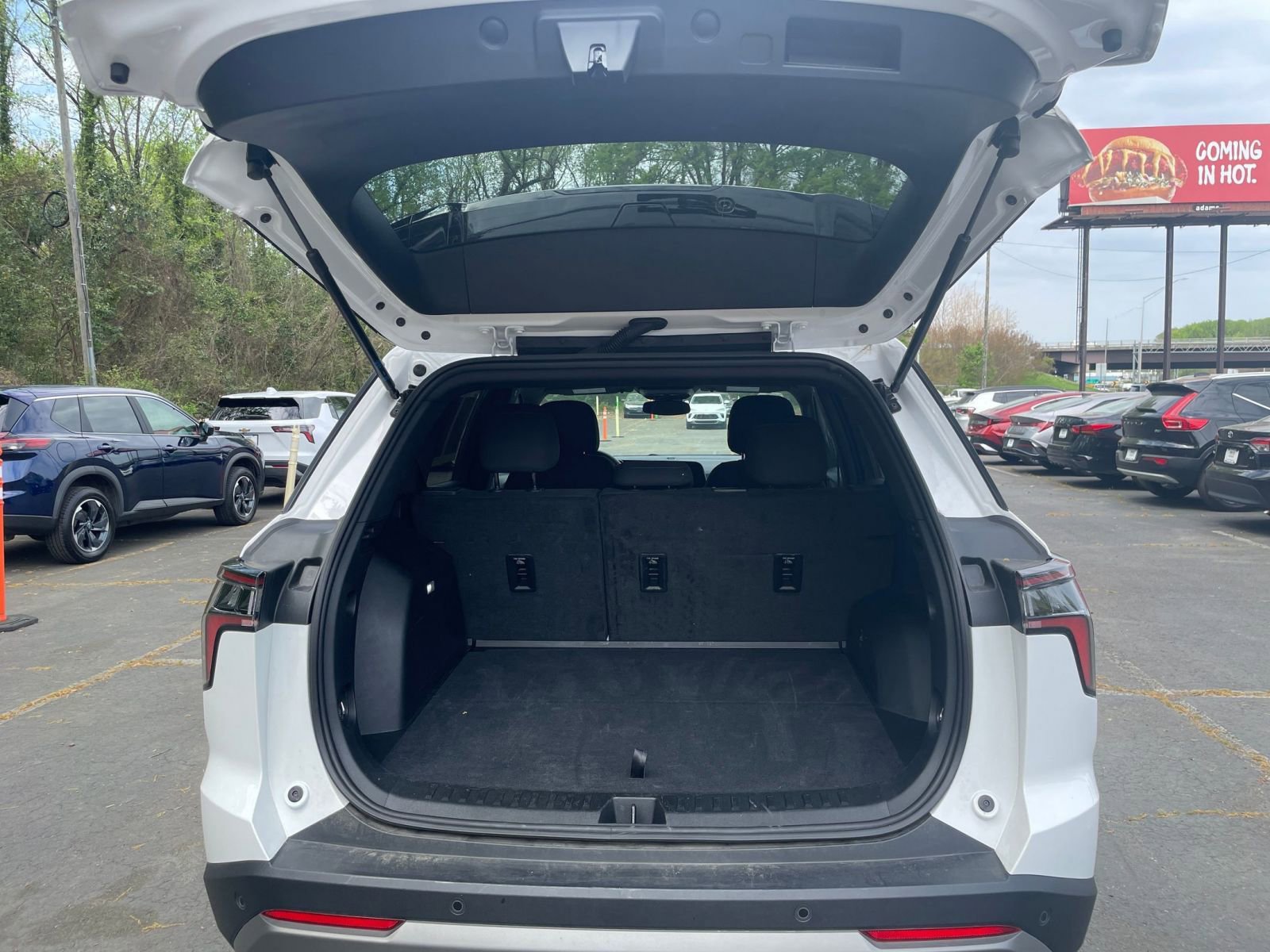 Thumbnail: 2025 Chevrolet Equinox - 30