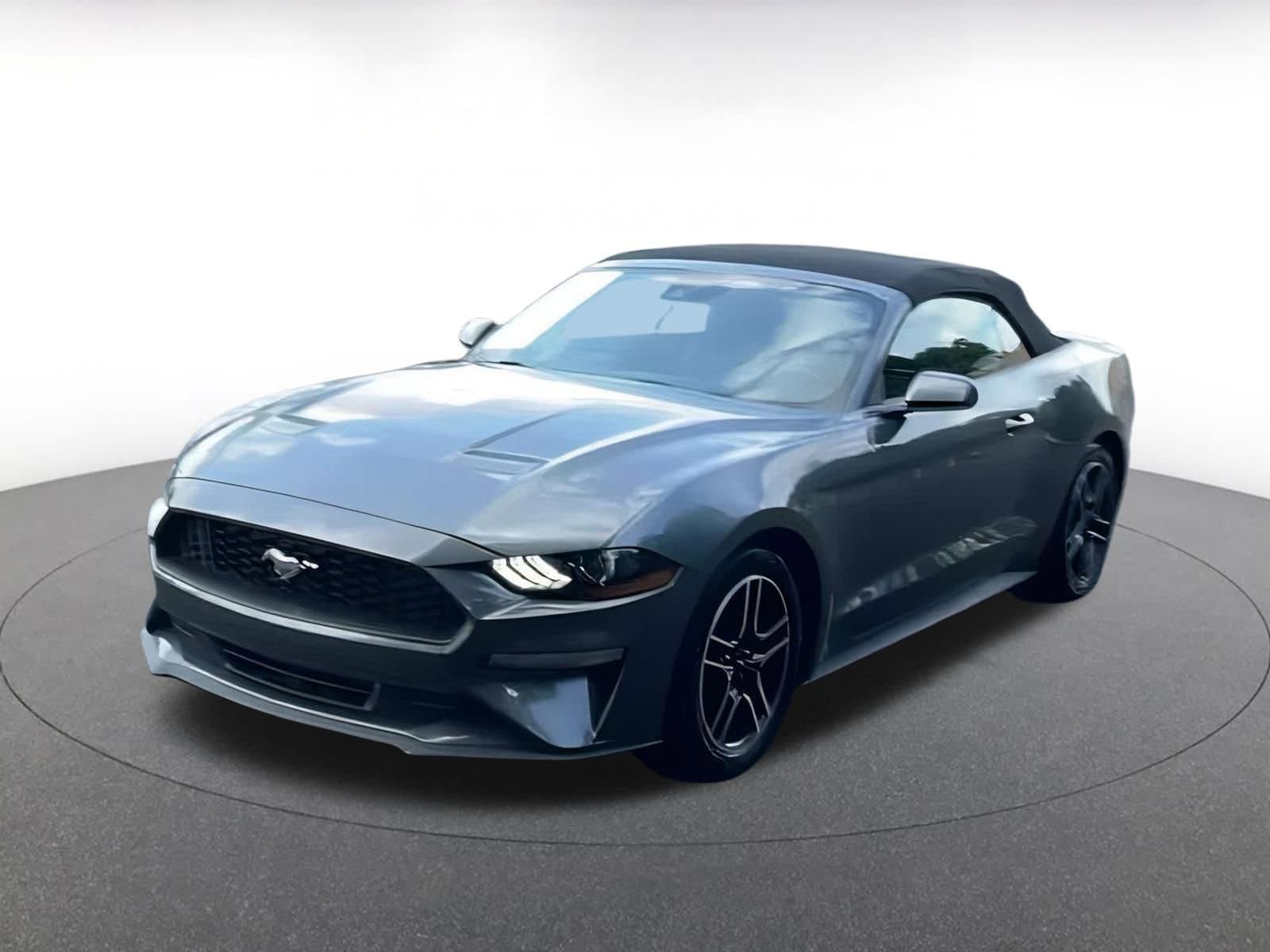 Thumbnail: 2022 Ford Mustang - 6