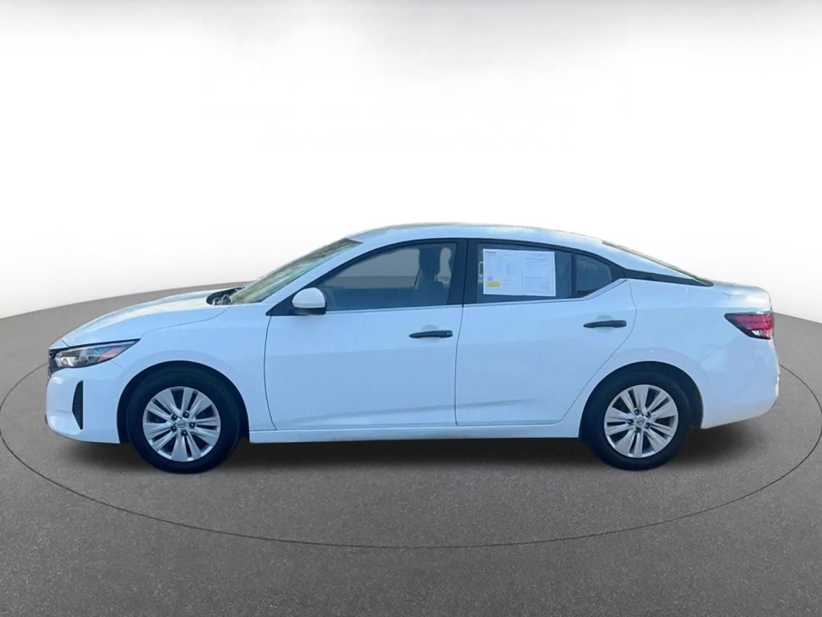 Thumbnail: 2025 Nissan Sentra - 9