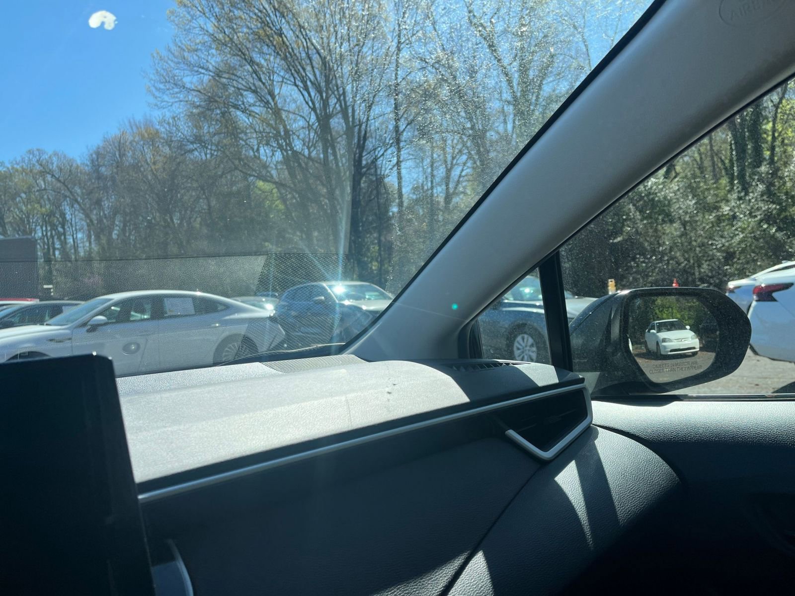 Thumbnail: 2025 Toyota Corolla - 33