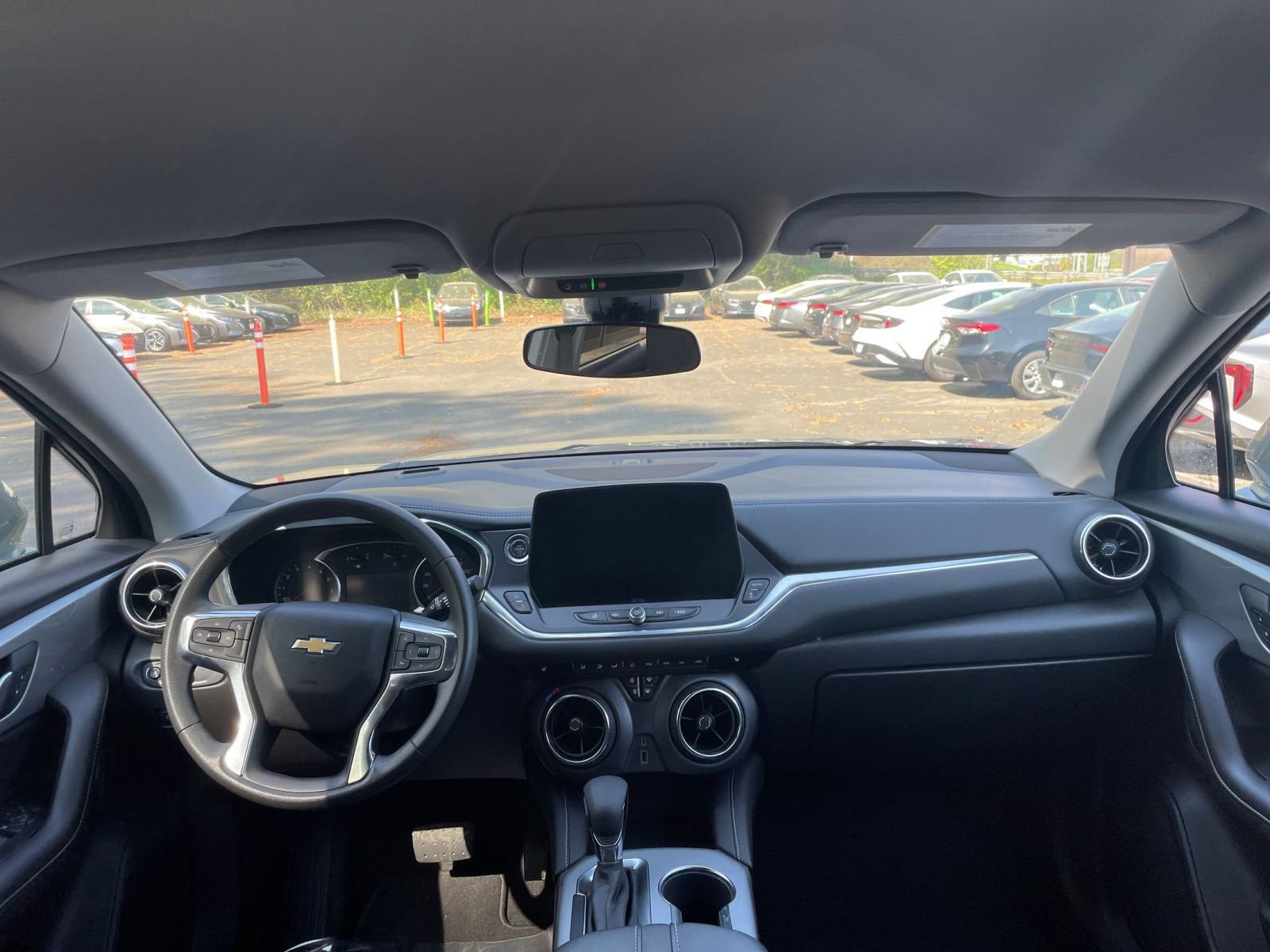 Thumbnail: 2025 Chevrolet Blazer - 32