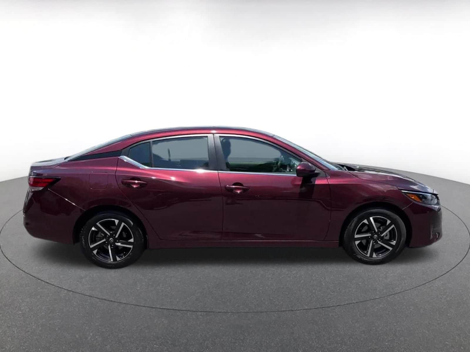 Thumbnail: 2025 Nissan Sentra - 16