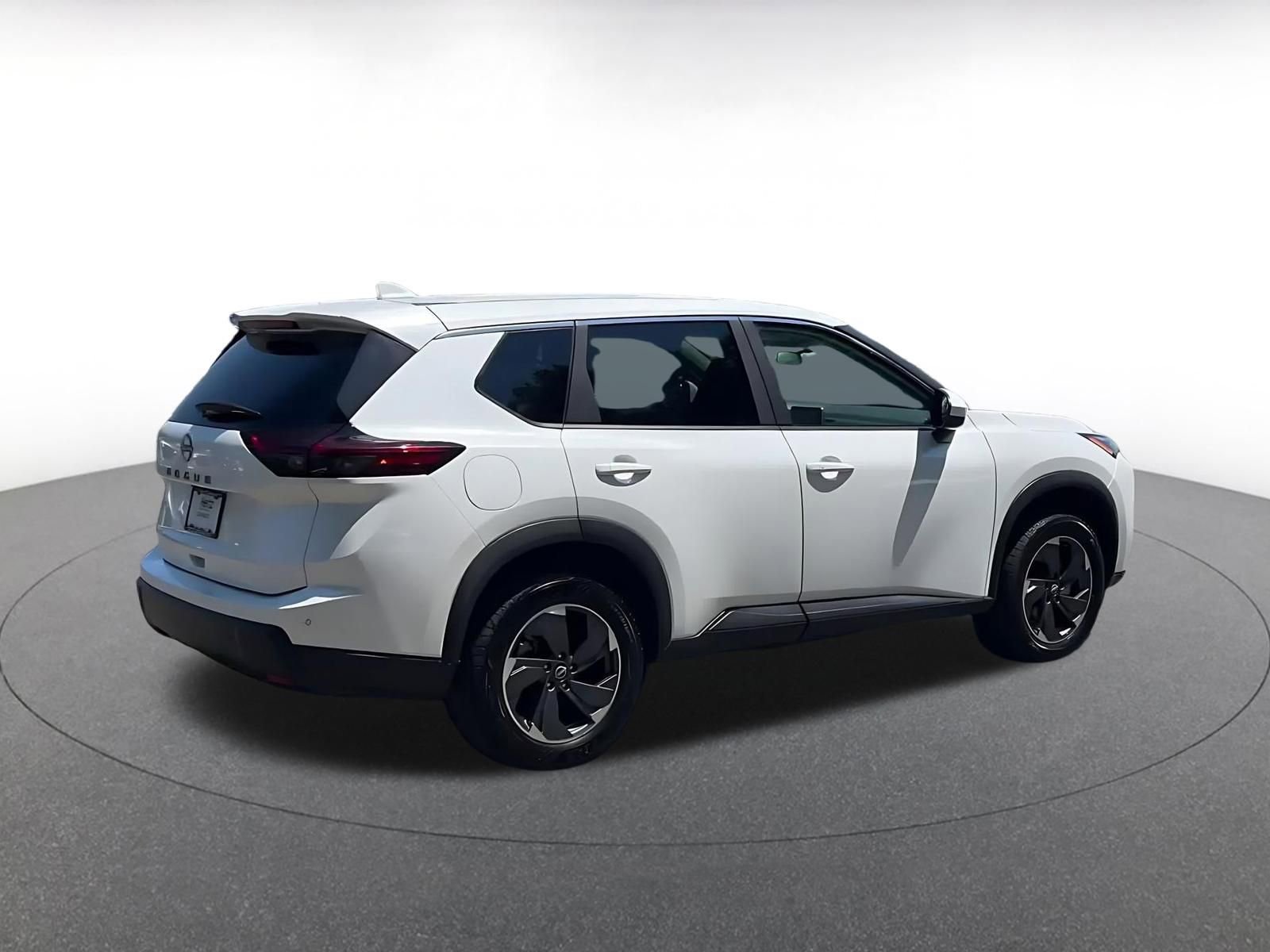 Thumbnail: 2025 Nissan Rogue - 15
