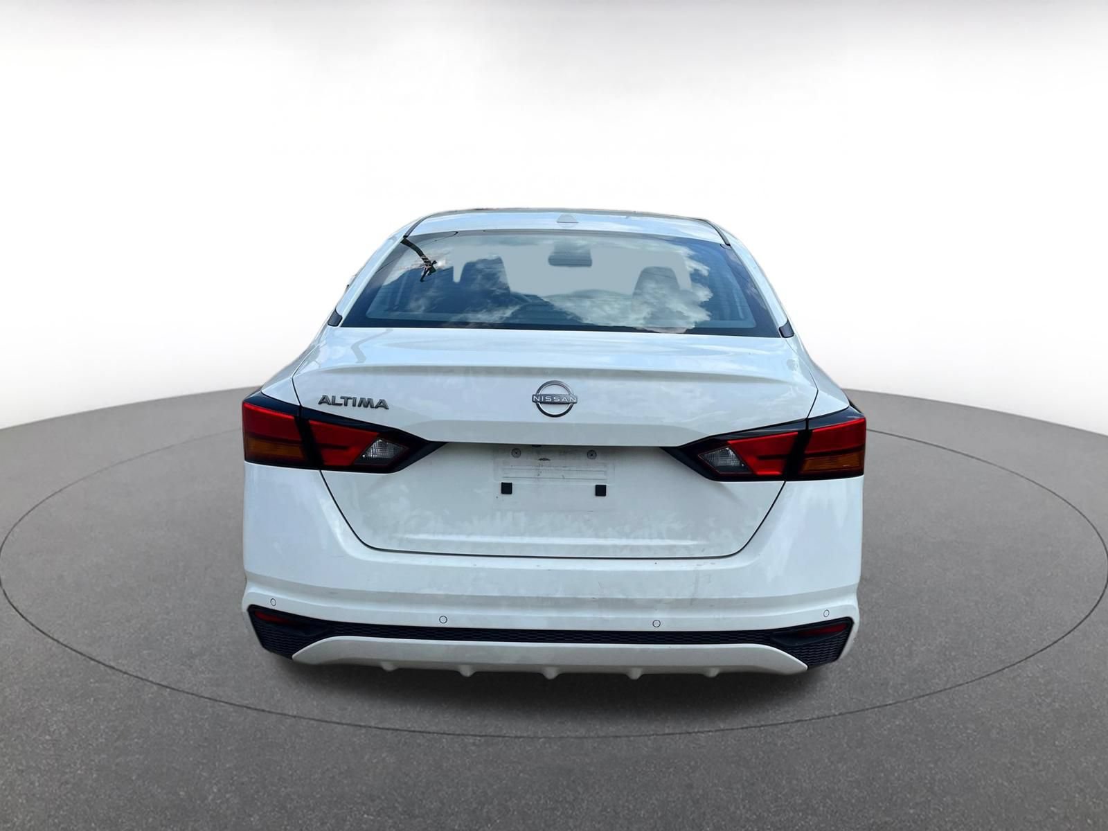 Thumbnail: 2025 Nissan Altima - 15