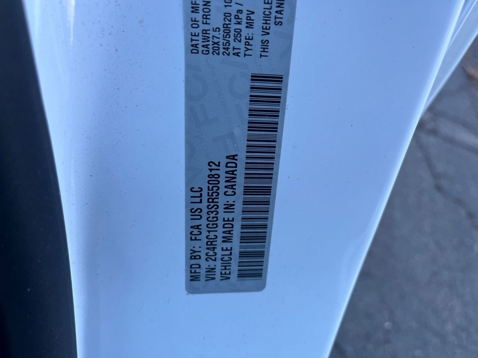 Thumbnail: 2025 Chrysler Pacifica - 32