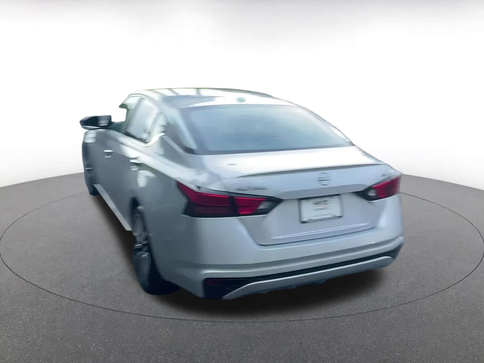 Thumbnail: 2023 Nissan Altima - 11