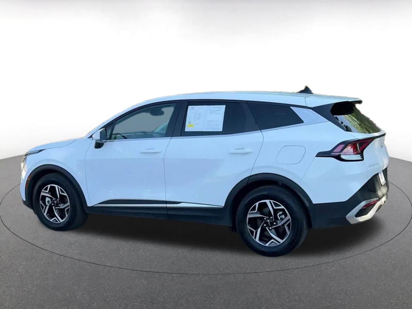 Thumbnail: 2025 Kia Sportage - 10