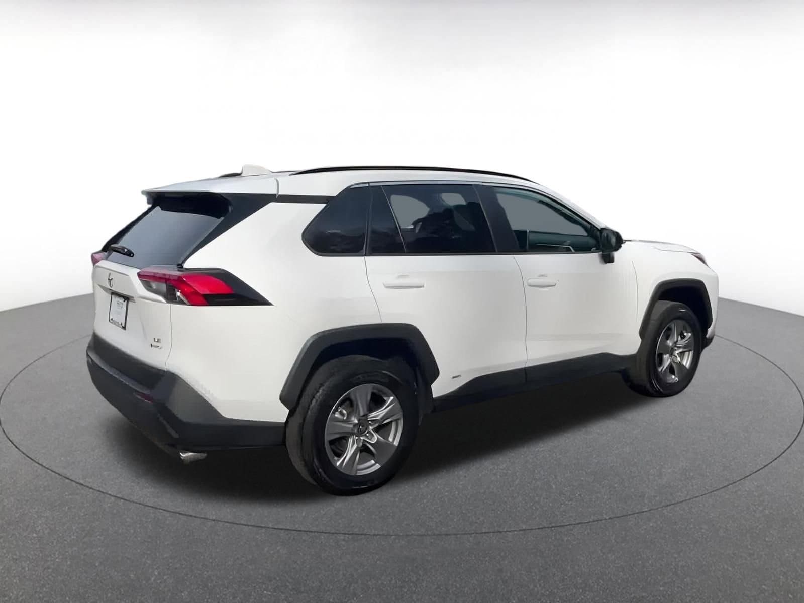 Thumbnail: 2025 Toyota RAV4 - 12