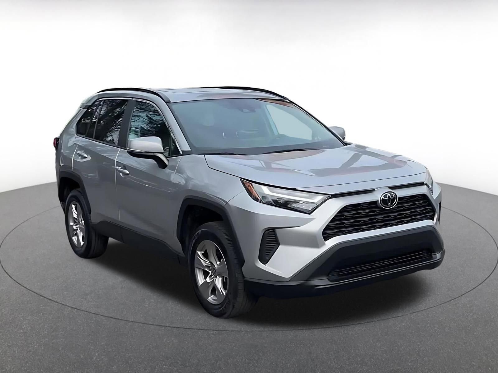 Thumbnail: 2025 Toyota RAV4 - 3