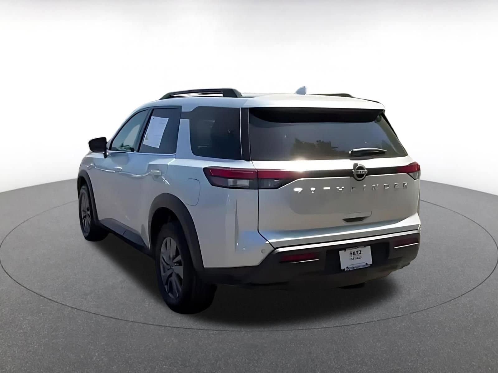 Thumbnail: 2025 Nissan Pathfinder - 11