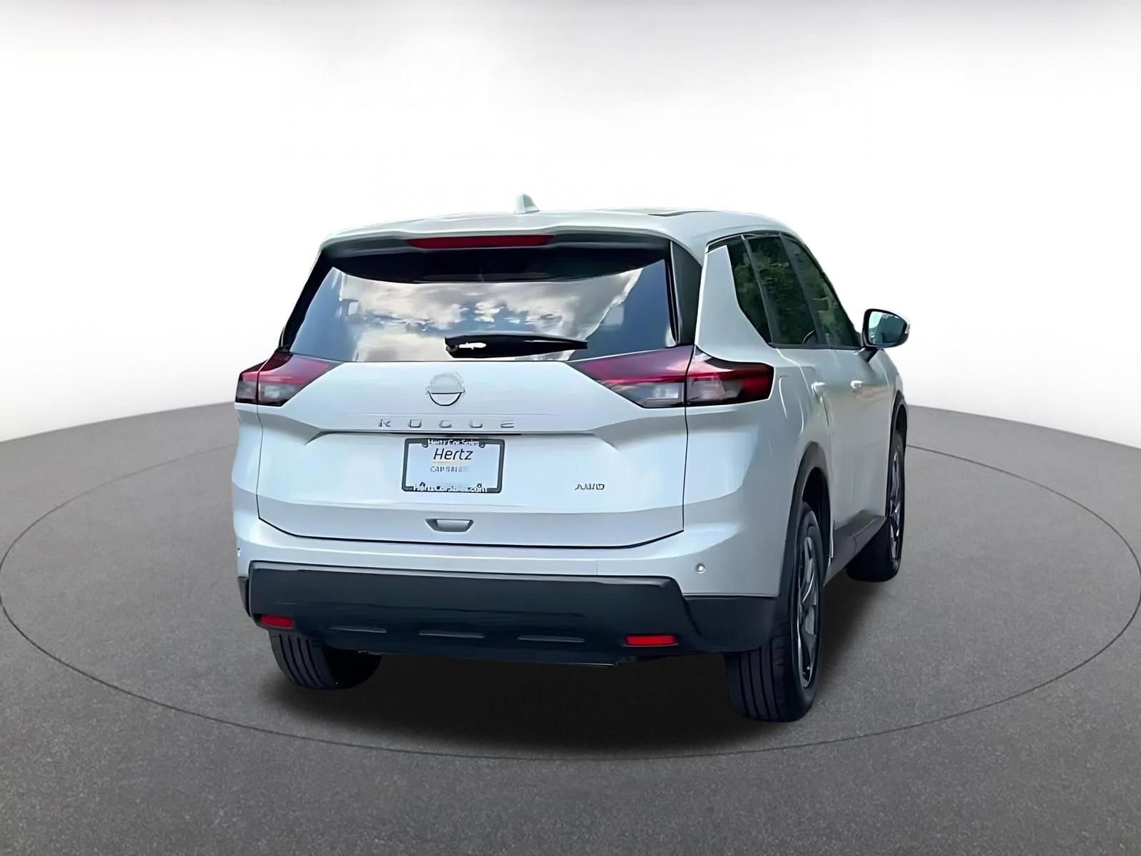 Thumbnail: 2025 Nissan Rogue - 12