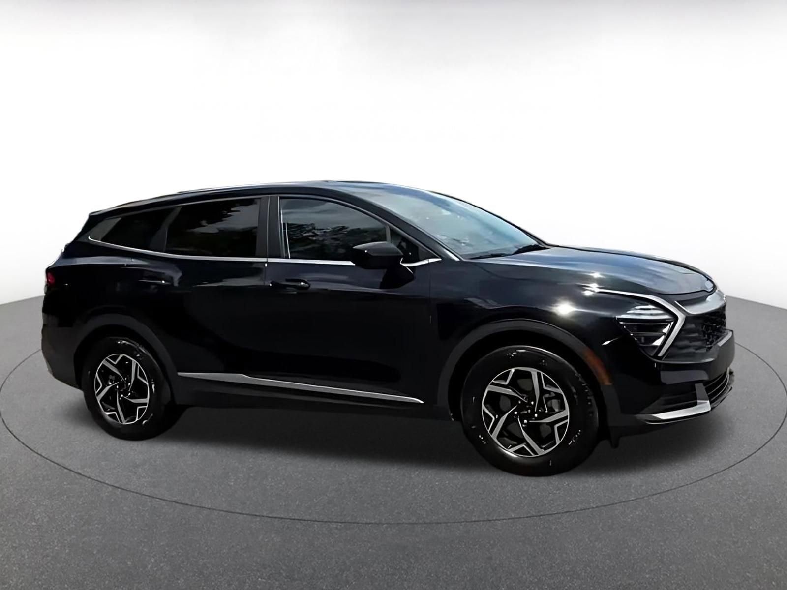 Thumbnail: 2025 Kia Sportage - 8