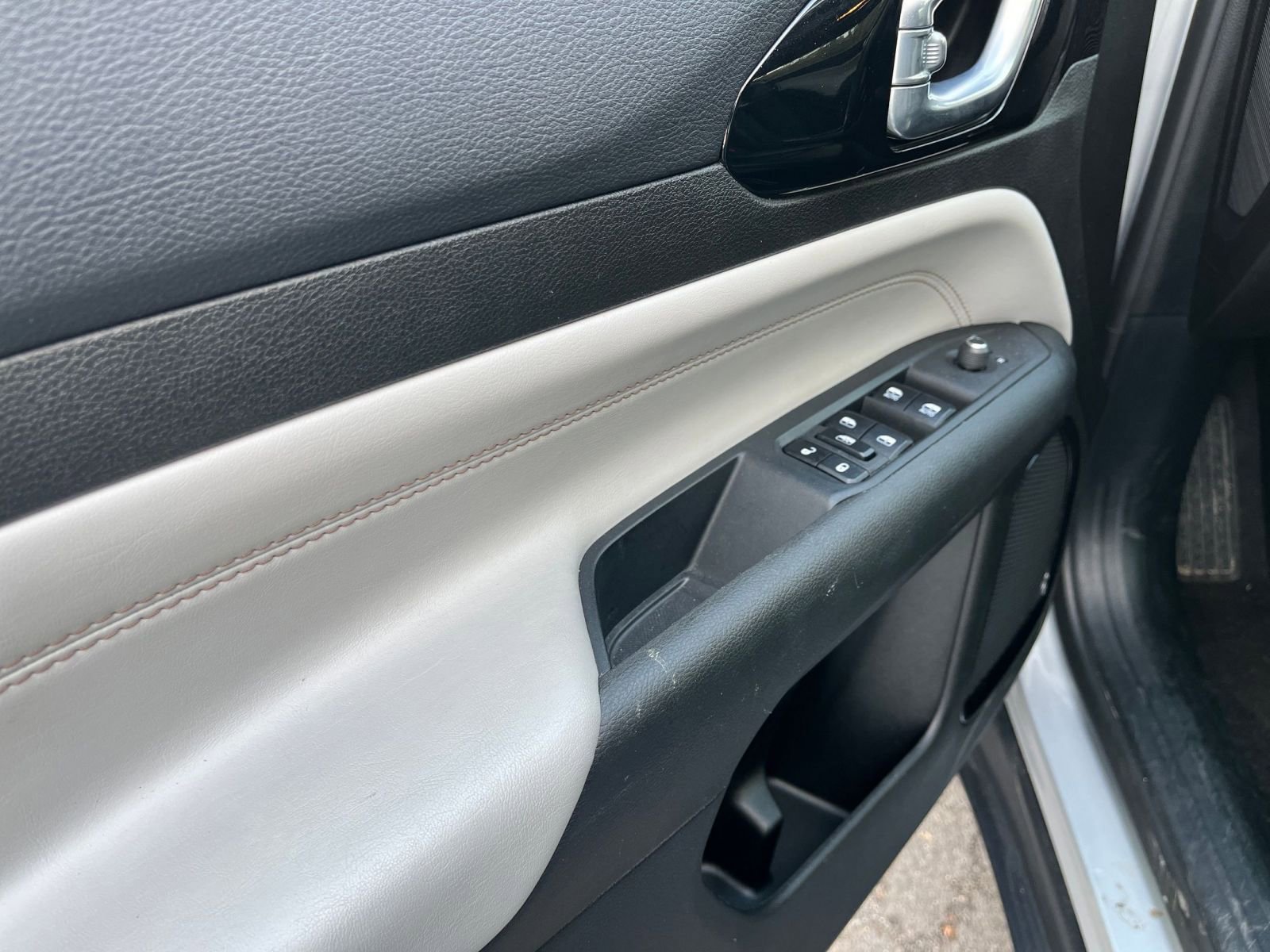 Thumbnail: 2025 Jeep Compass - 18