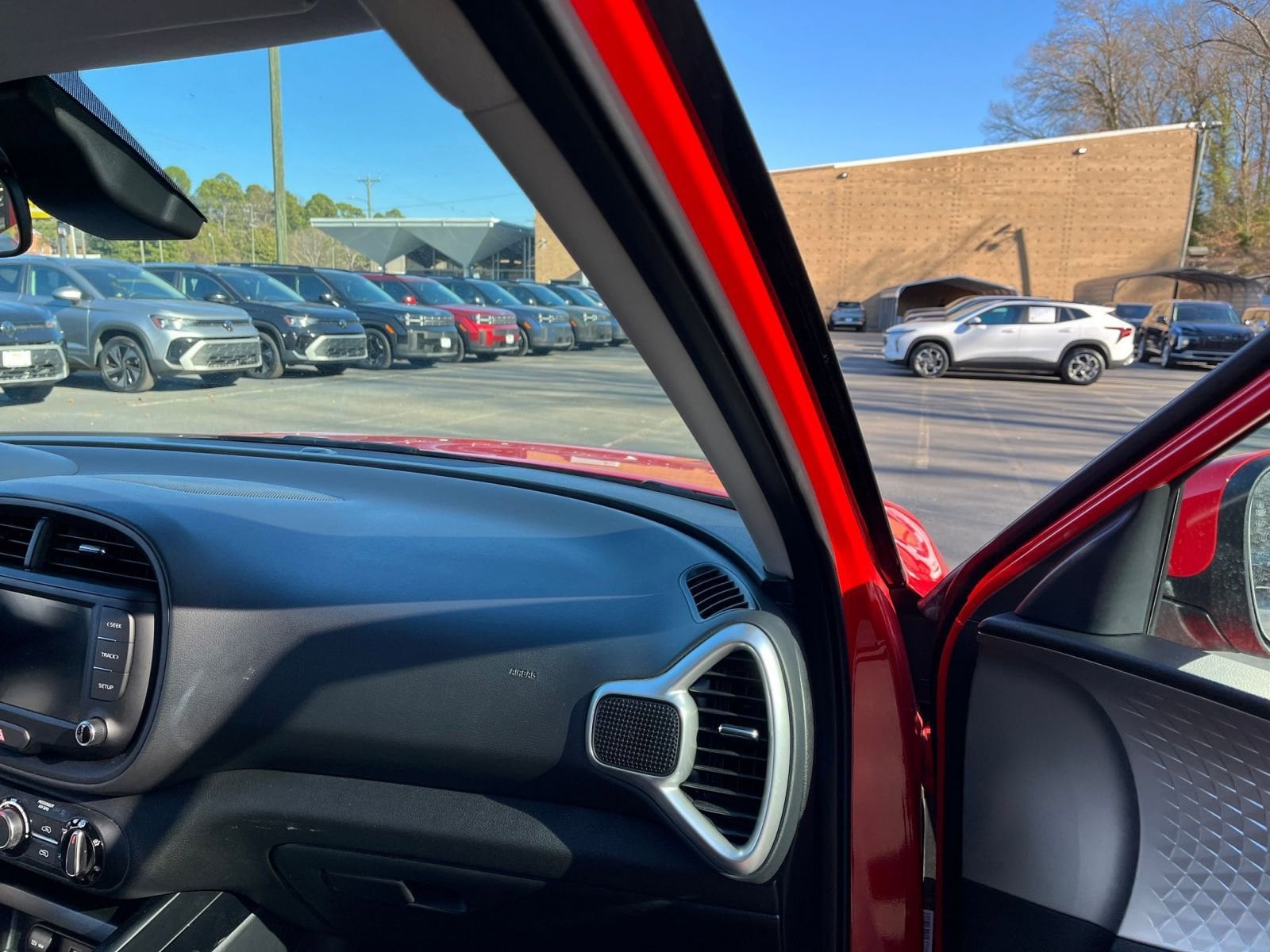 Thumbnail: 2025 Kia Soul - 33