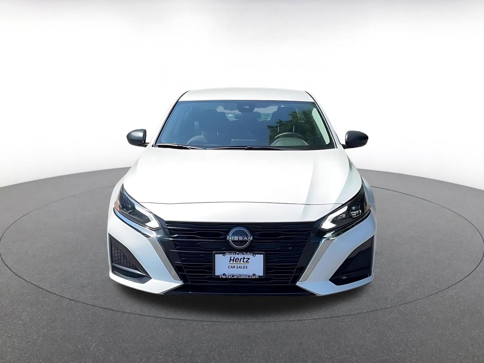 Thumbnail: 2025 Nissan Altima - 4