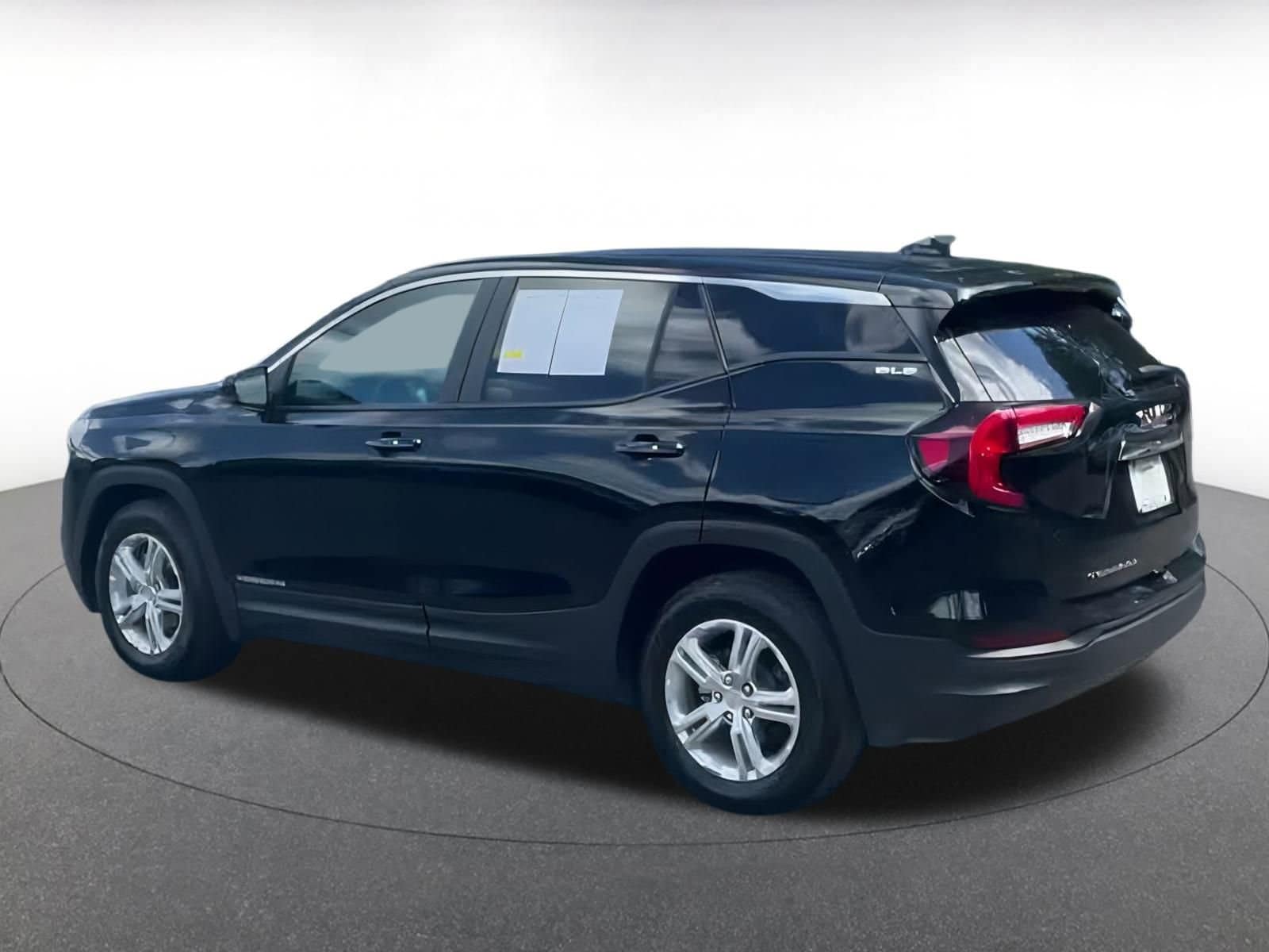 Thumbnail: 2024 GMC Terrain - 10