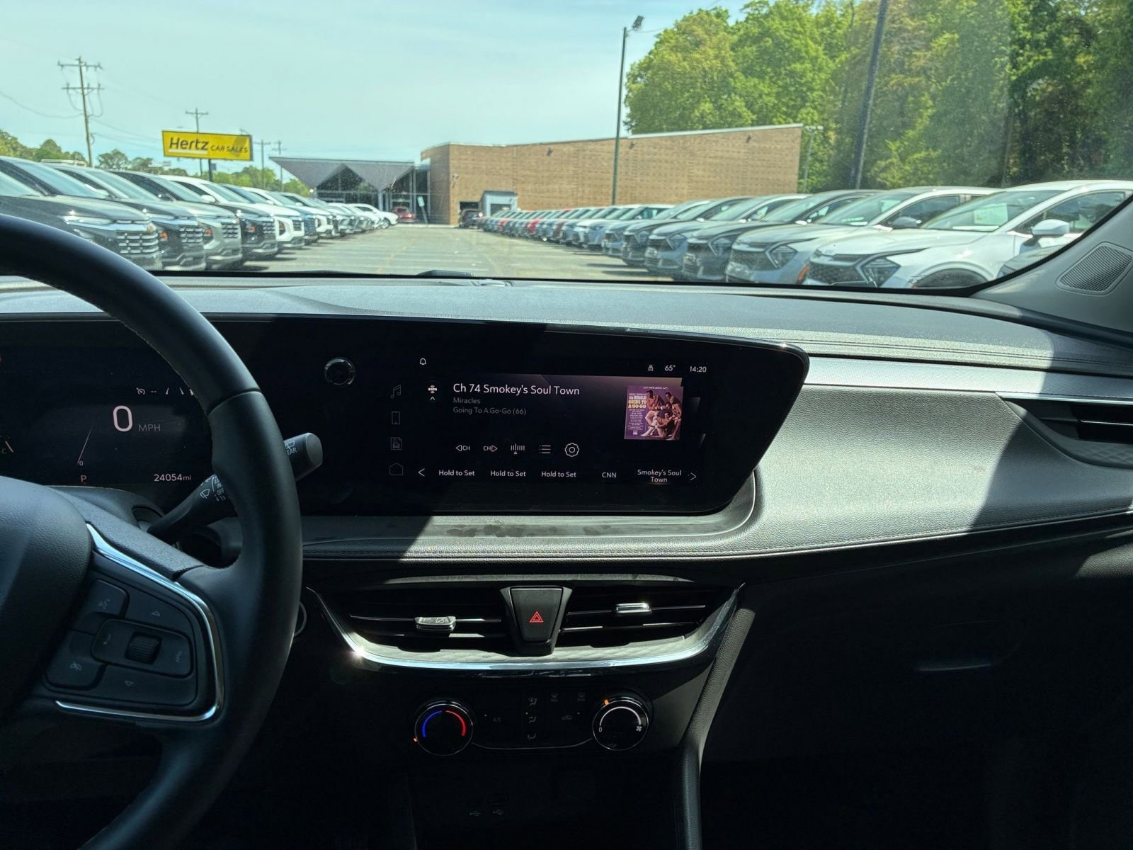 Thumbnail: 2025 Buick Encore GX - 17