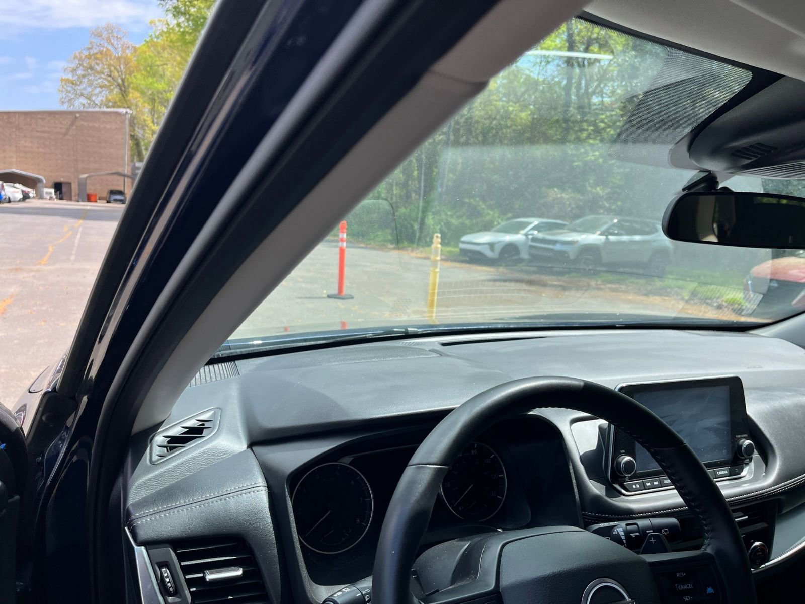 Thumbnail: 2025 Nissan Rogue - 35