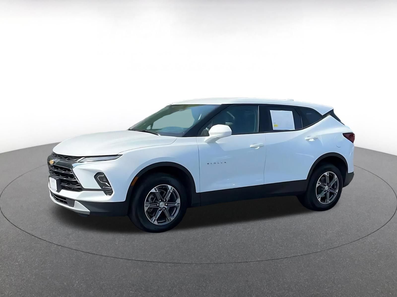 Thumbnail: 2026 Chevrolet Blazer - 8