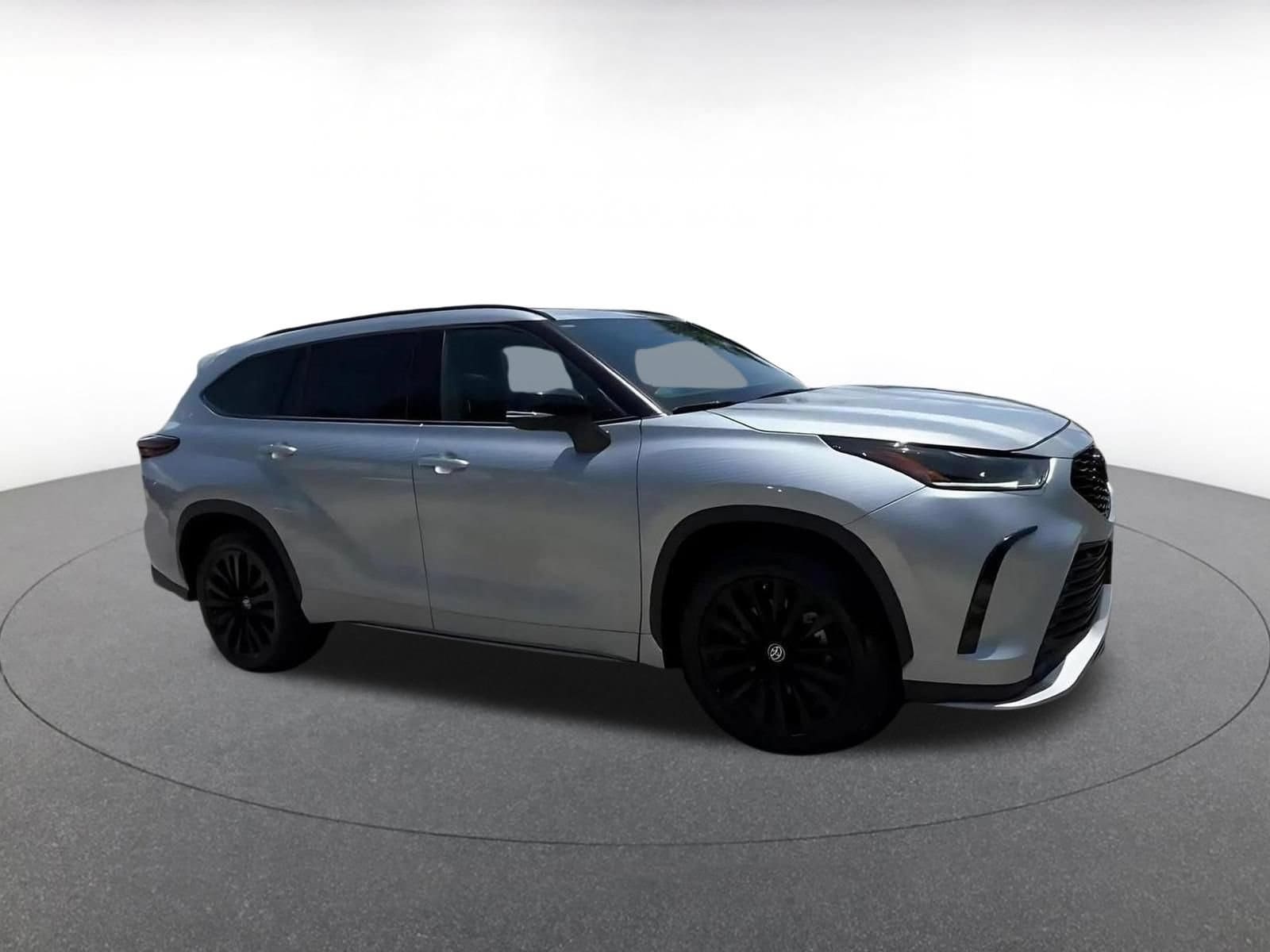 Thumbnail: 2025 Toyota Highlander - 2