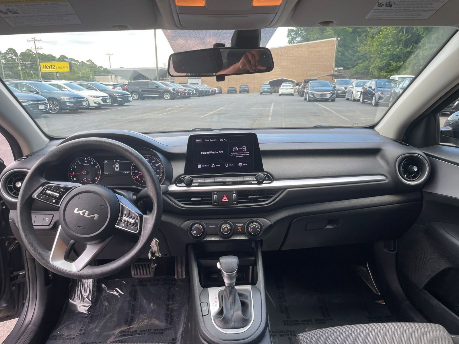 Thumbnail: 2024 Kia Forte - 29