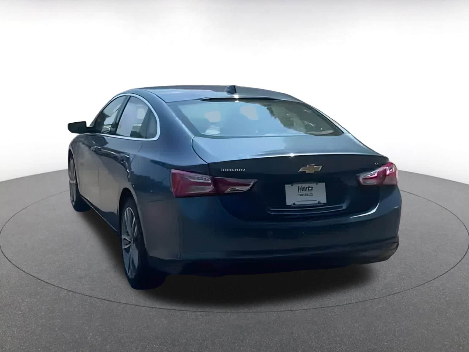 Thumbnail: 2024 Chevrolet Malibu - 11