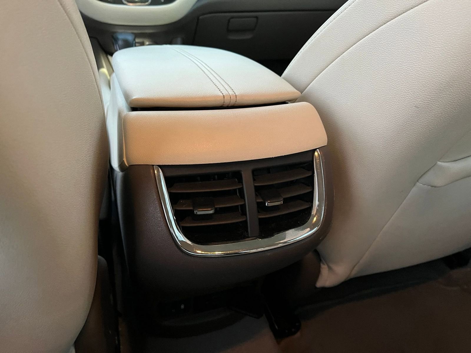 Thumbnail: 2024 Chevrolet Malibu - 24