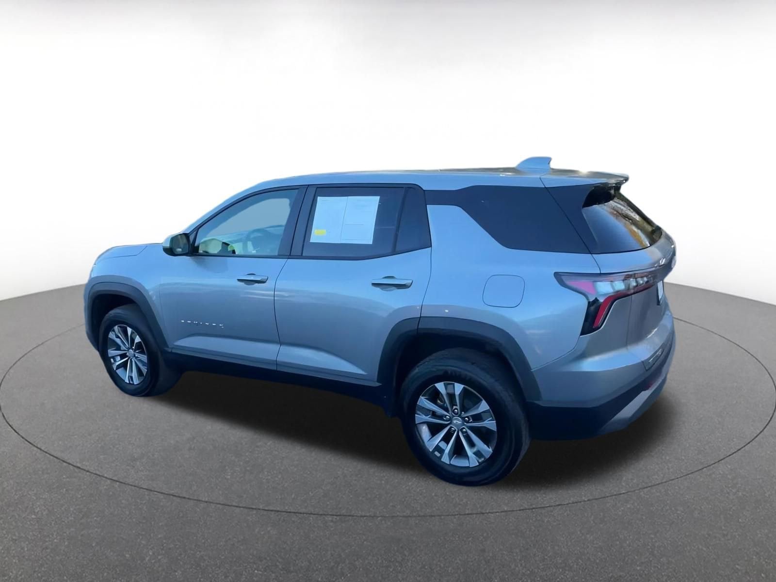 Thumbnail: 2025 Chevrolet Equinox - 10