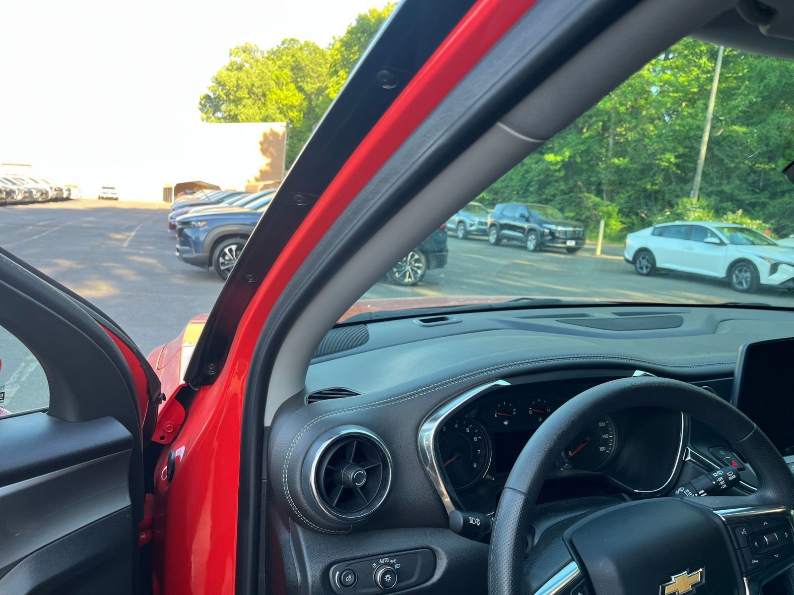 Thumbnail: 2025 Chevrolet Blazer - 35