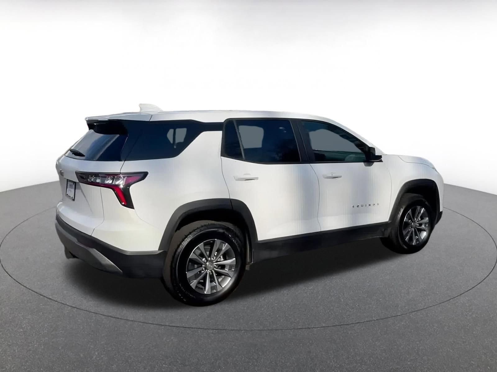 Thumbnail: 2025 Chevrolet Equinox - 15