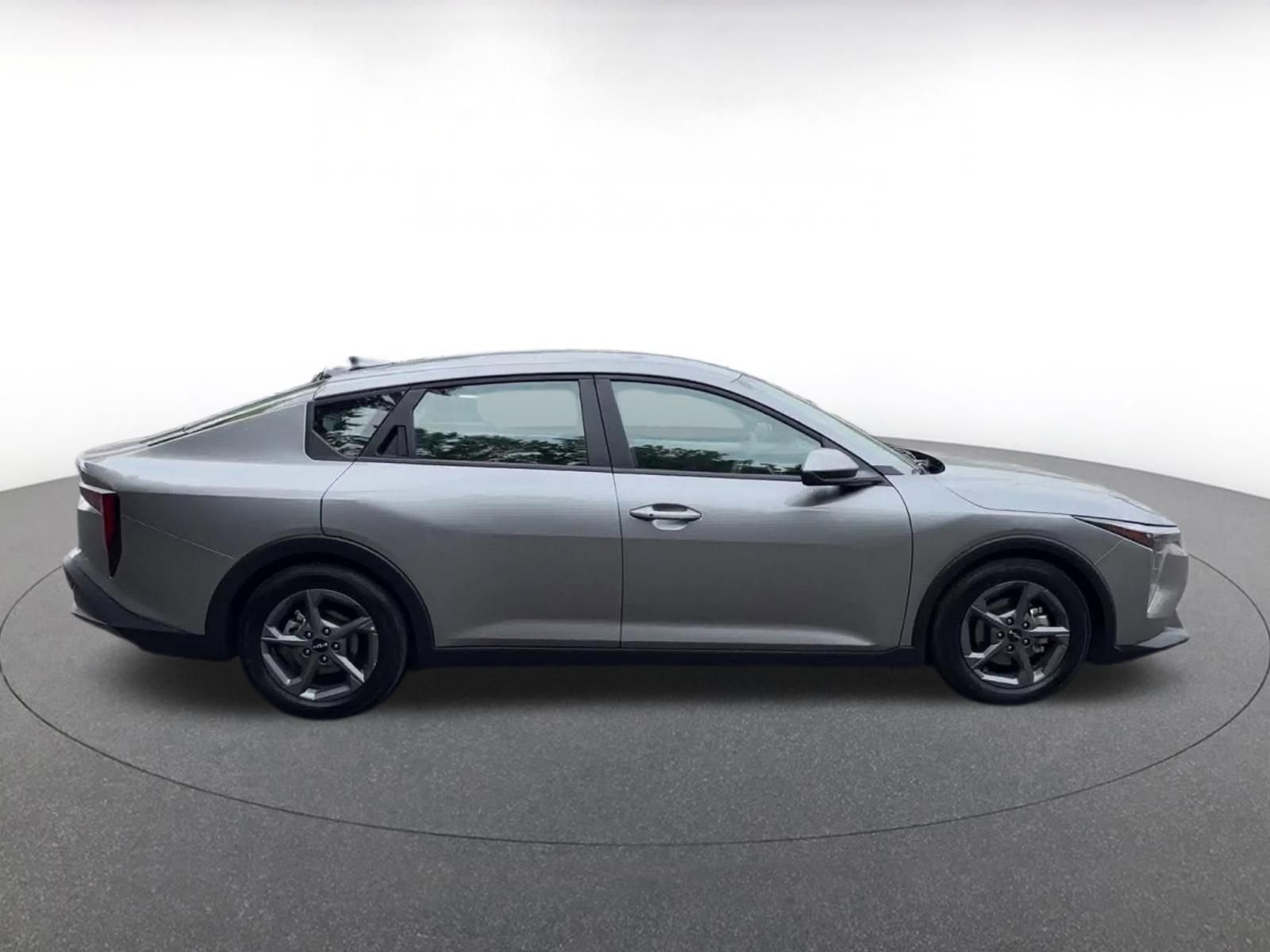 Thumbnail: 2025 Kia K4 - 16