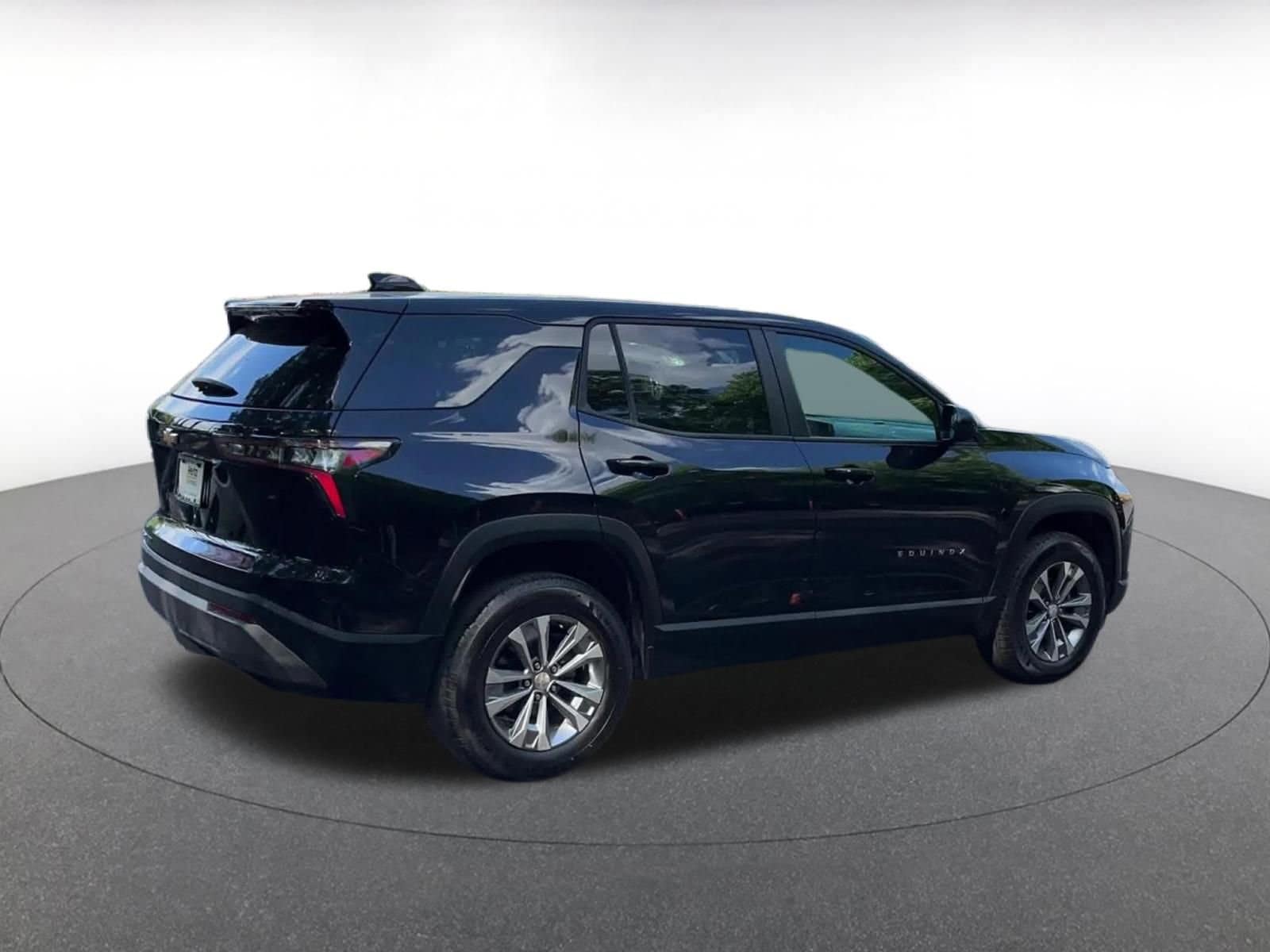 Thumbnail: 2025 Chevrolet Equinox - 18