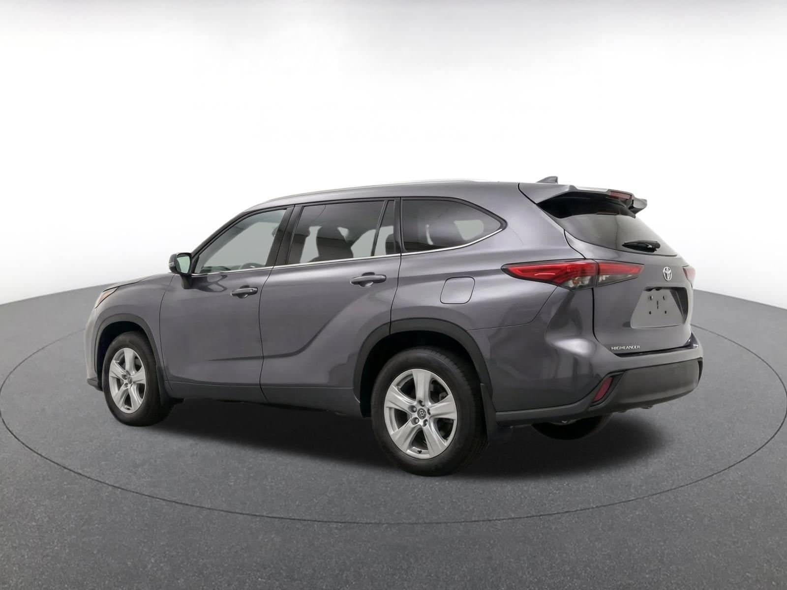 Thumbnail: 2025 Toyota Highlander - 7