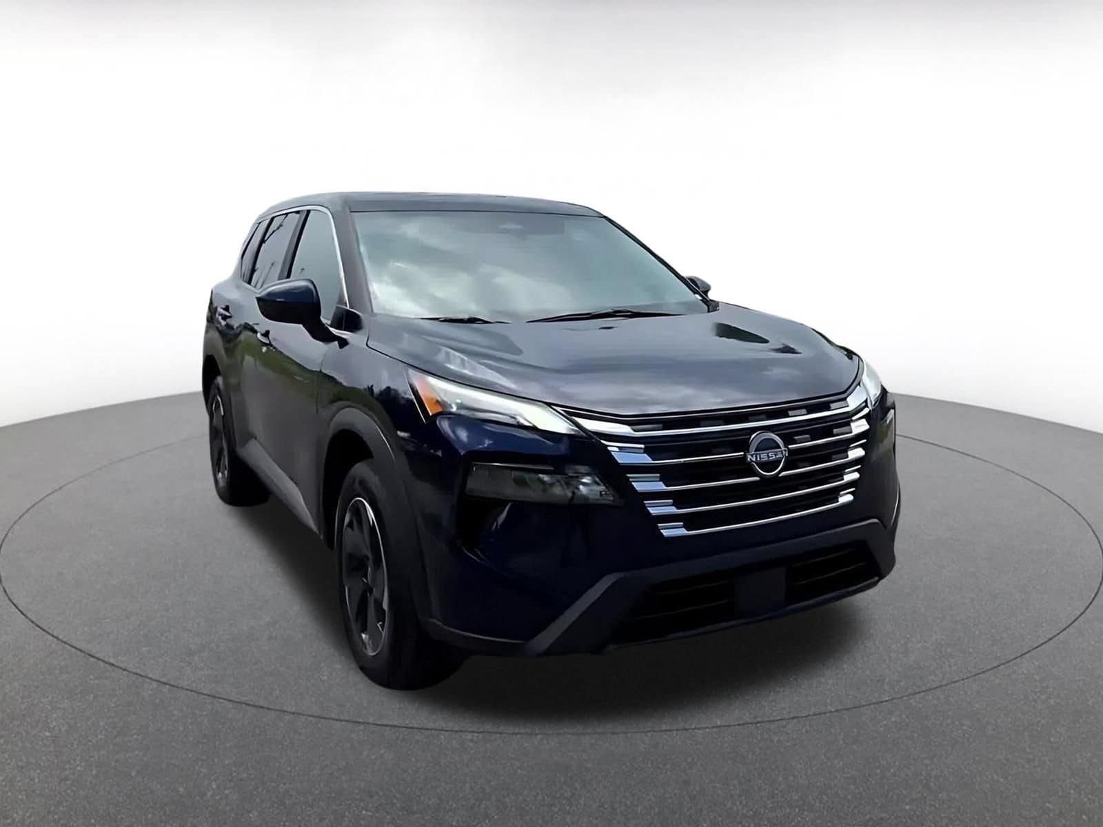 Thumbnail: 2025 Nissan Rogue - 3